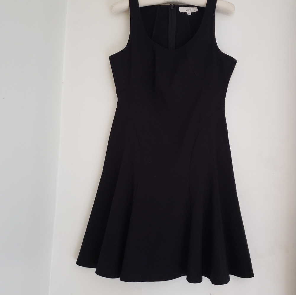 LBD👗 Black LOFT 6P flare dress